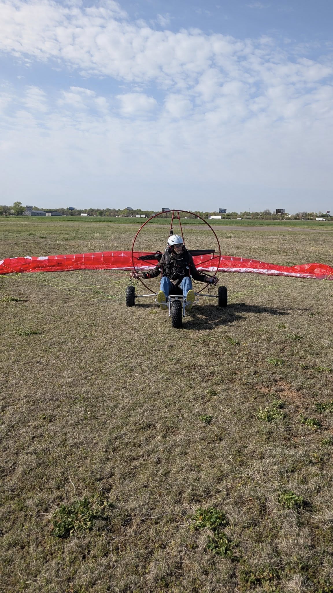 Image of a paramotor trike flight